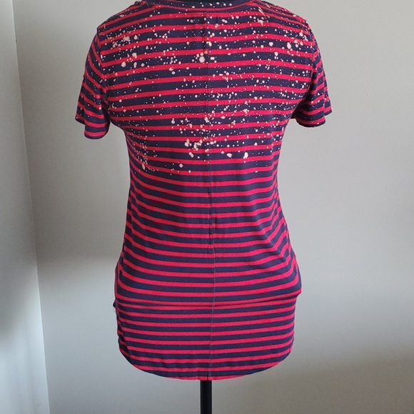 Maurices Navy/red striped pocket tee w/ bleaching. - Picture 2 of 3